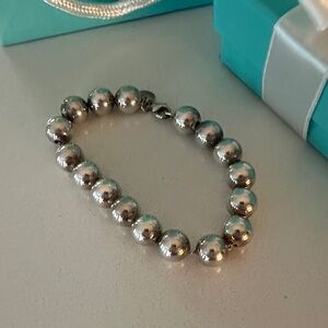 Tiffany and Co hardware ball  bracelet in silver, 10 mm